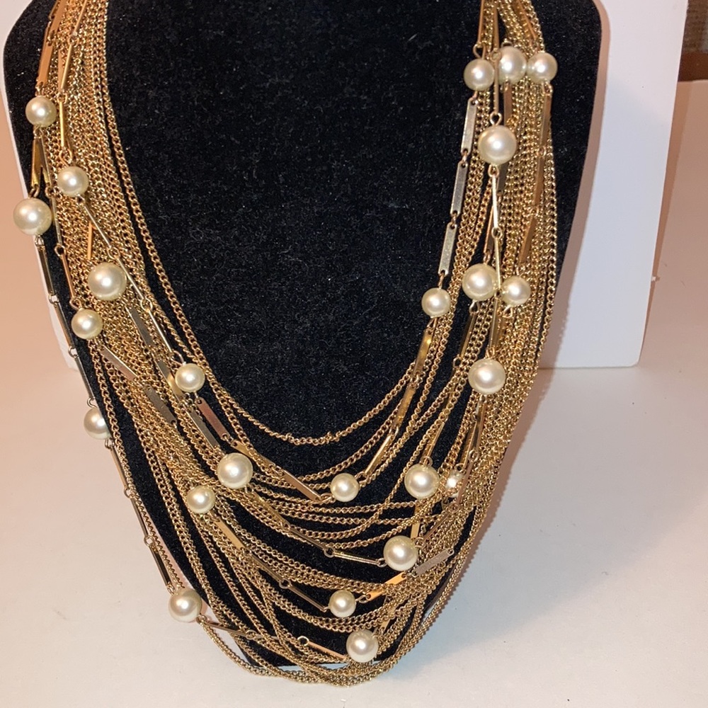 Exquisite Gold Tone Faux Pearl Multi Strand .       Beautifully designed. - Picture 6 of 10